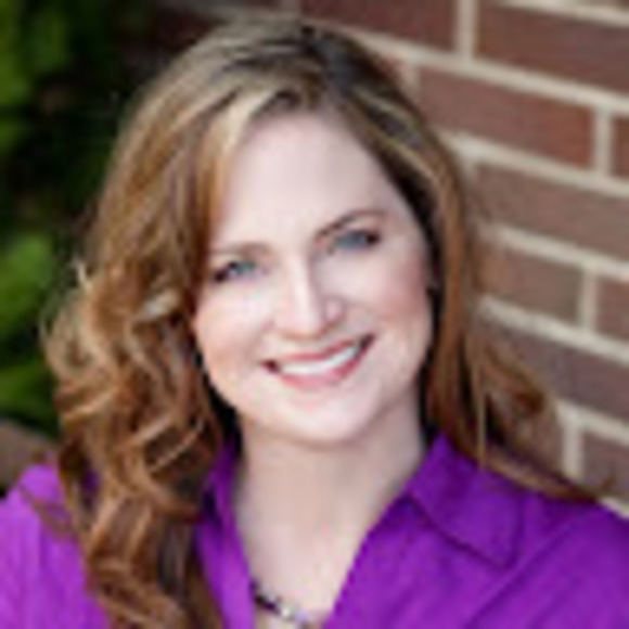 Meet your Posher, Jennifer - Picture 1 of 1